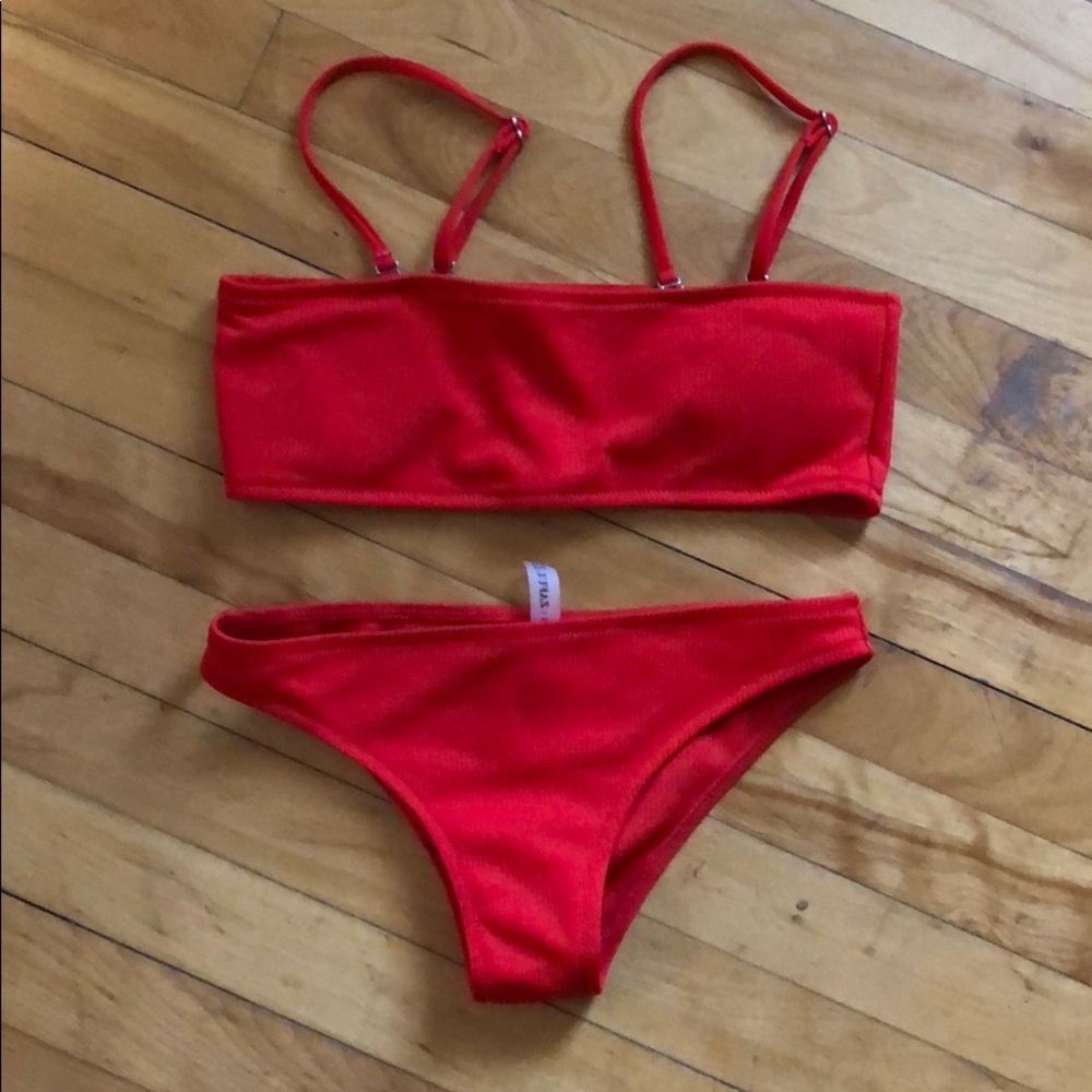 Bathing / swim suit